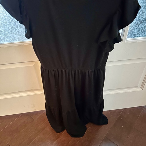 Black Flutter Sleeve Dress - Picture 3 of 3